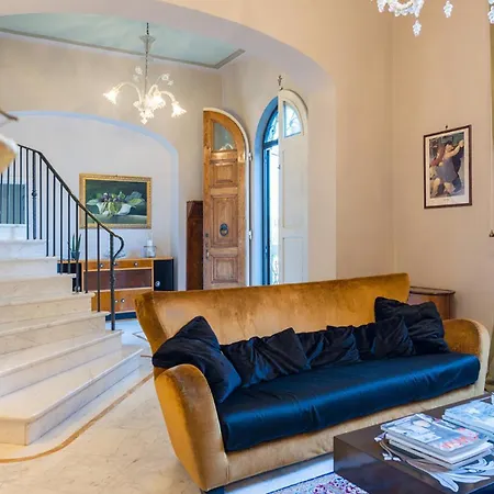 Leonardo 30&6 Emma Vila